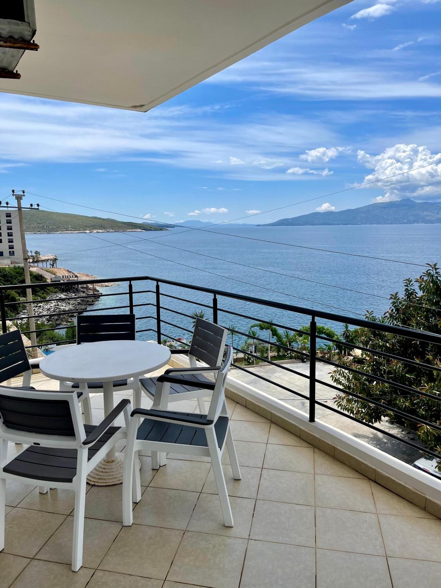 Eleana Apartments Sarande Ngoại thất bức ảnh